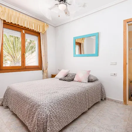 Prázdninový dům Marinasunbeach Sierra De Monserrat Quesada *